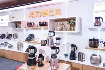 愛(ài)仕達(dá)雙獎(jiǎng)閃耀2019中國(guó)家電營(yíng)銷(xiāo)年會(huì) 堅(jiān)如磐石與卓越品質(zhì)共鑄信賴(lài)